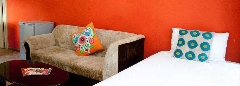 Rivernest Boutique Cottages Maun Exterior foto